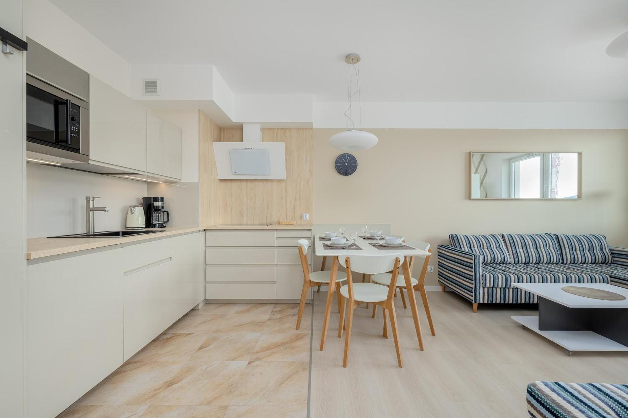 Jantar Blizej Morza Apartment Kolobrzeg